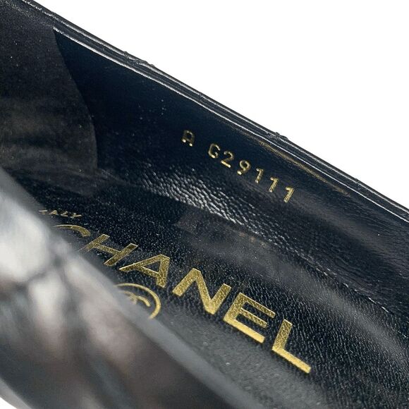 Chanel Black Quilted Leather Pumps Perforated CC Logo Size 39 EU High Heels - Picture 12 of 13
